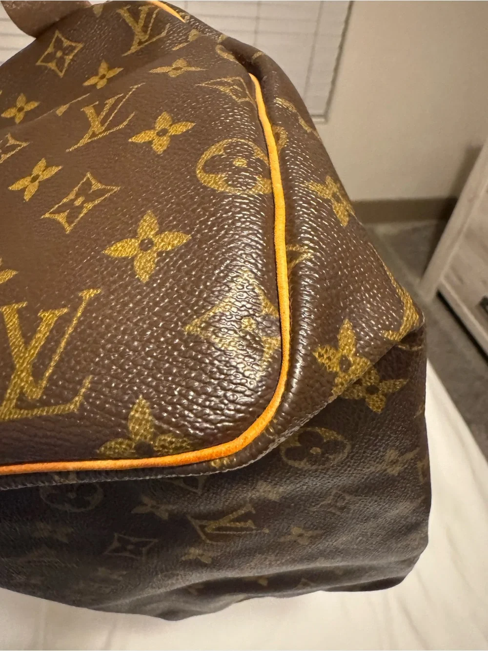 Louis Vuitton Brown Monogram Canvas speedy 30 Handbag